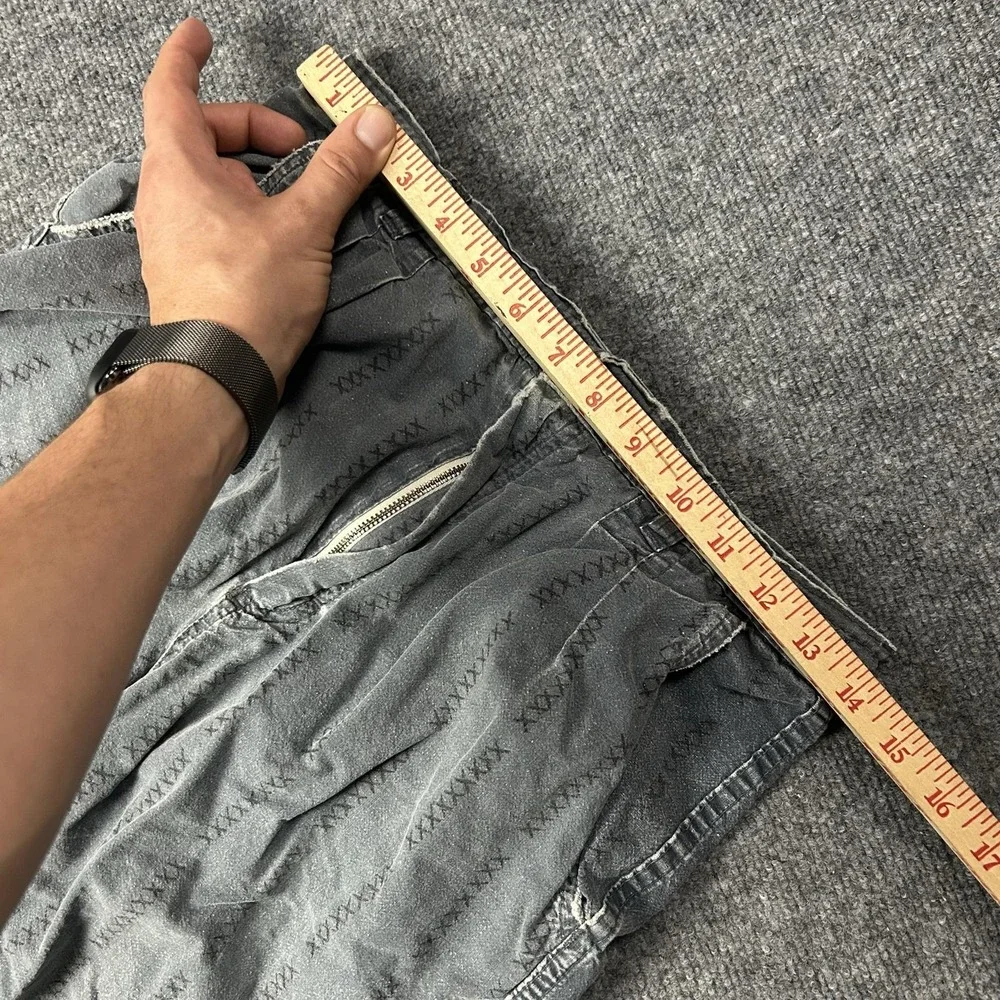 Vintage Quiksilver Chino Shorts Mens 36 Gray Denim Elastic Waist USA 90s